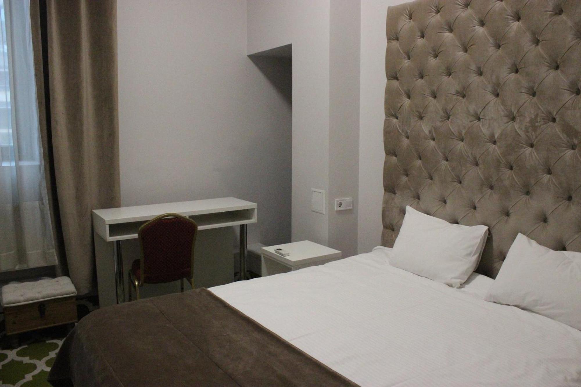 De Paris Hotel Kyiv Room photo